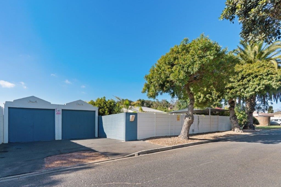 3 Bedroom Property for Sale in Table View Western Cape